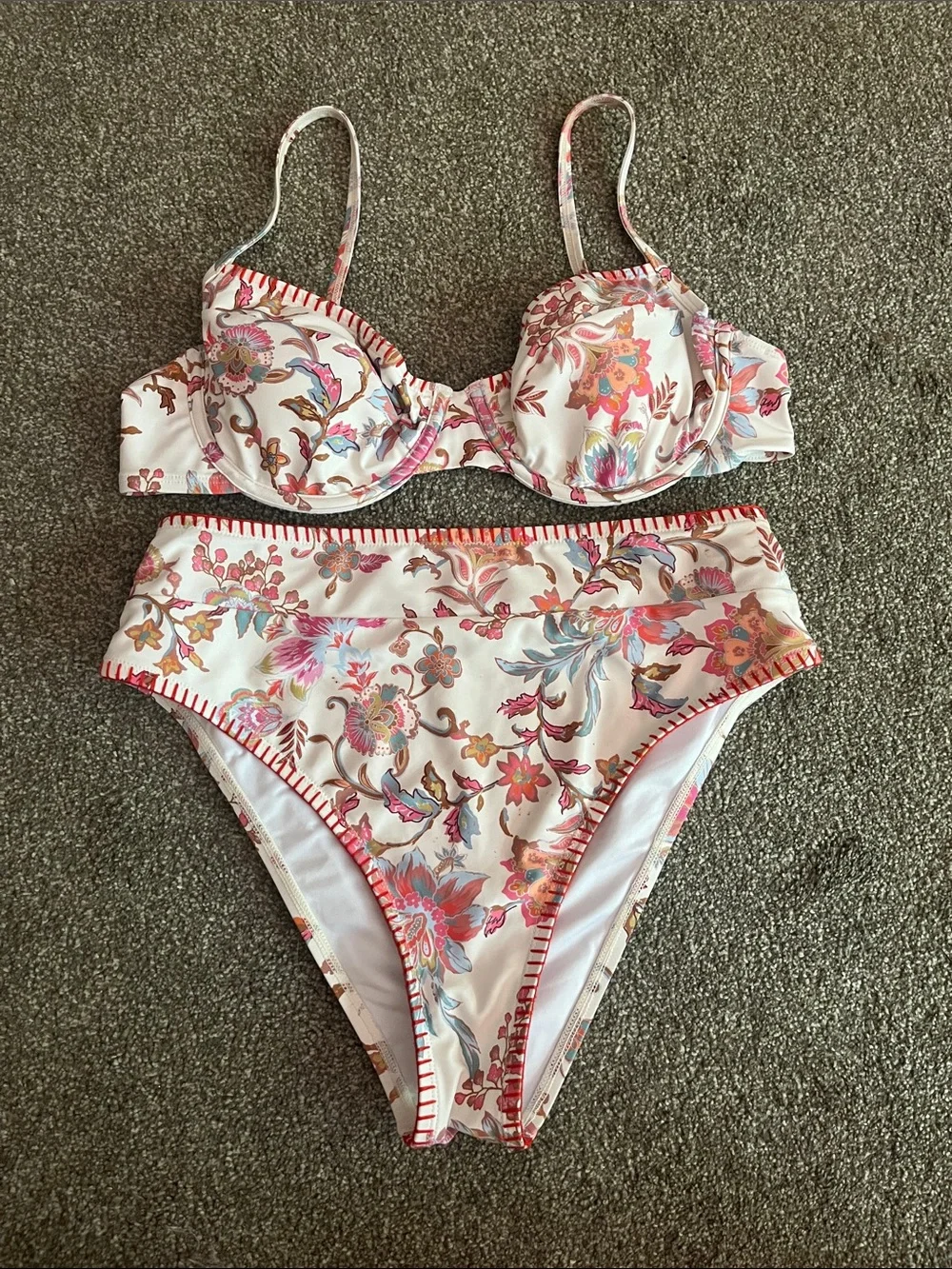Cupshe Cream Bikini with Pink Floral Print